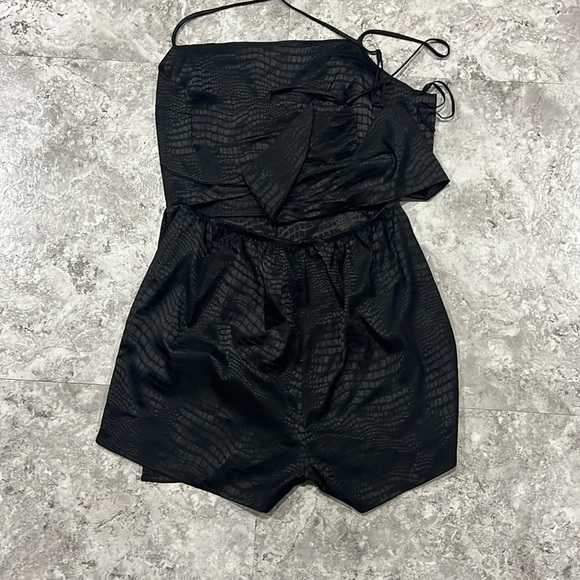 Garage snake skin romper - Picture 2 of 2